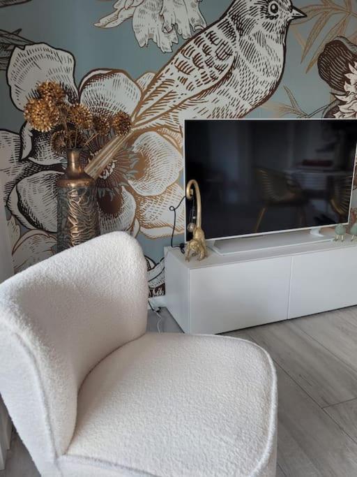 Lago-Apartment Midy, Sfeervol, Zwembad, Airco ドマーゾ エクステリア 写真
