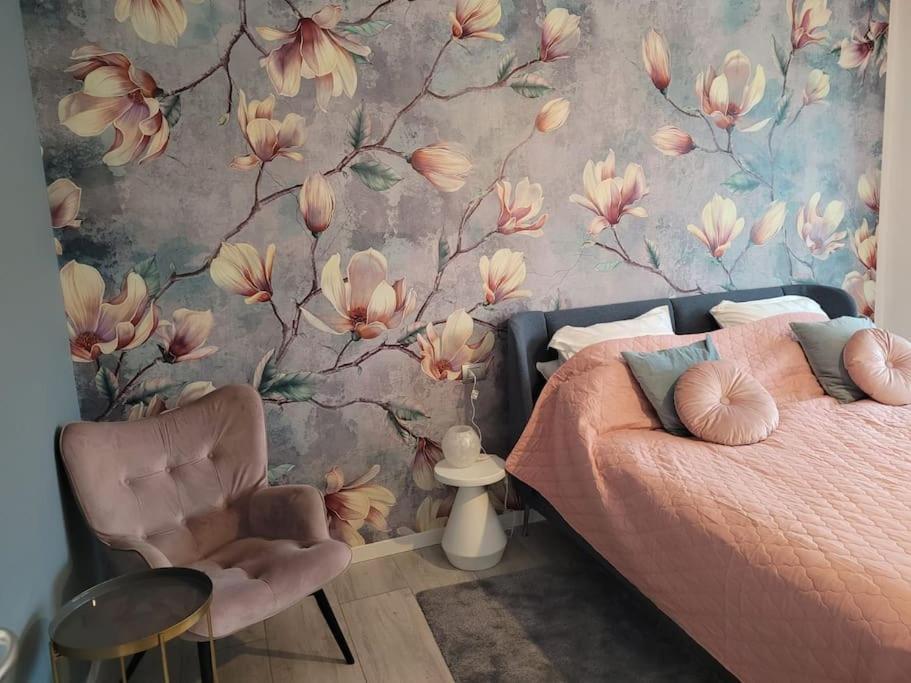 Lago-Apartment Midy, Sfeervol, Zwembad, Airco ドマーゾ エクステリア 写真