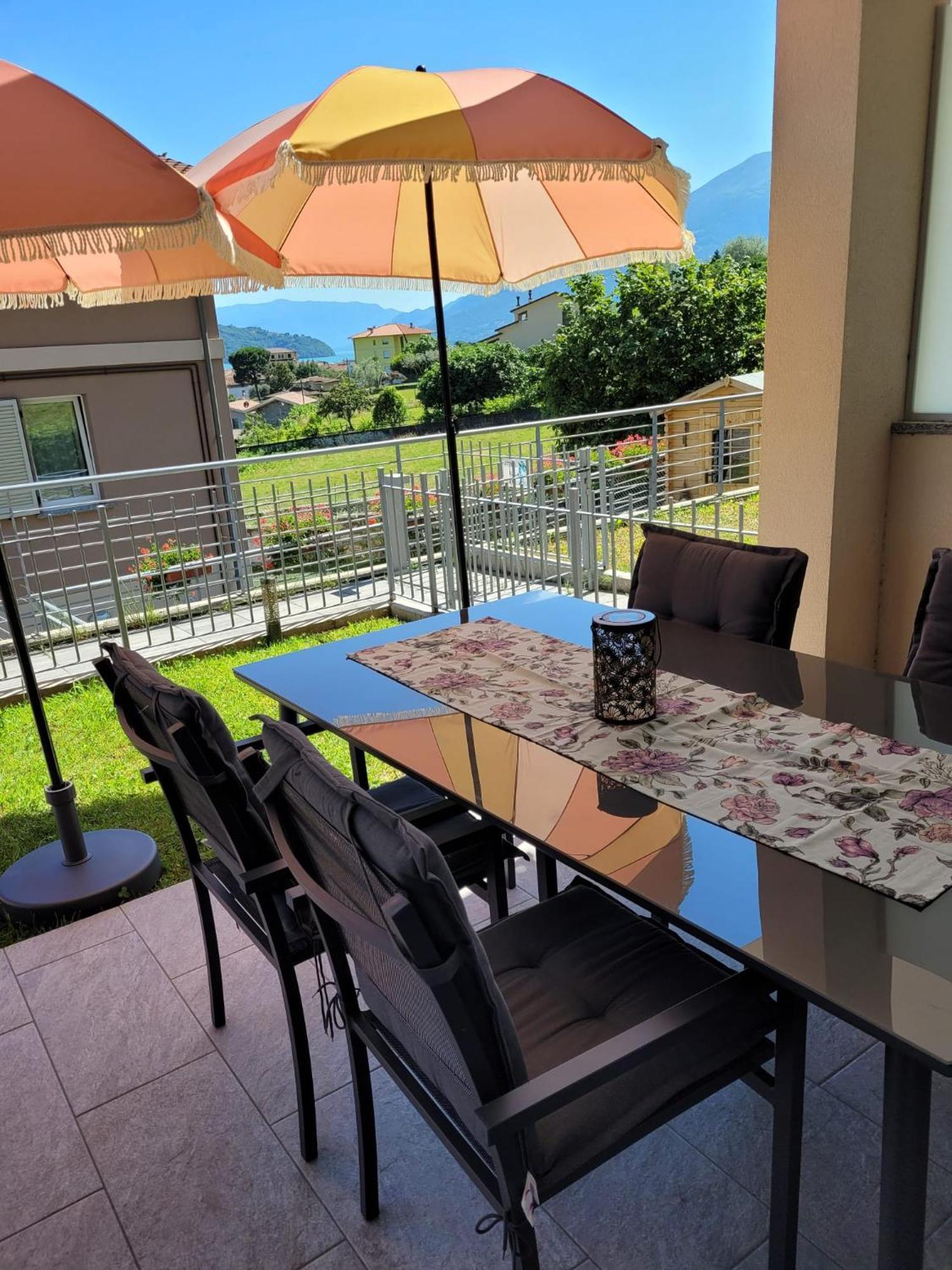 Lago-Apartment Midy, Sfeervol, Zwembad, Airco ドマーゾ エクステリア 写真