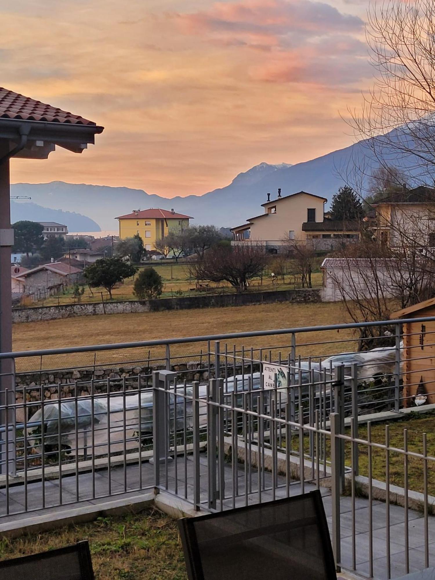 Lago-Apartment Midy, Sfeervol, Zwembad, Airco ドマーゾ エクステリア 写真