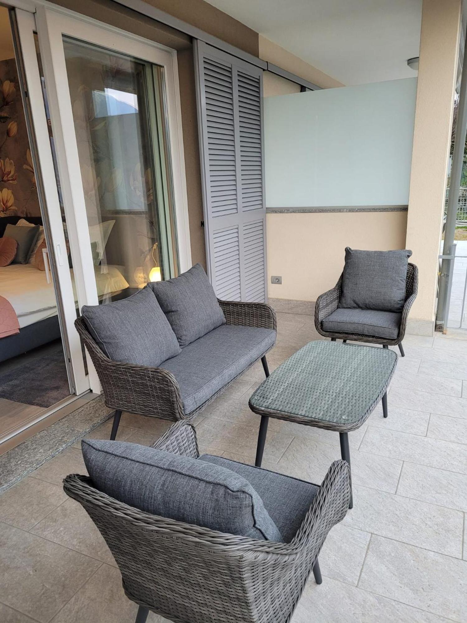 Lago-Apartment Midy, Sfeervol, Zwembad, Airco ドマーゾ エクステリア 写真